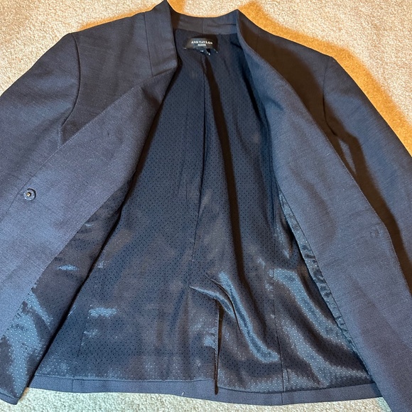 Ann Taylor cropped lined navy blue blazer 0P - Picture 3 of 7